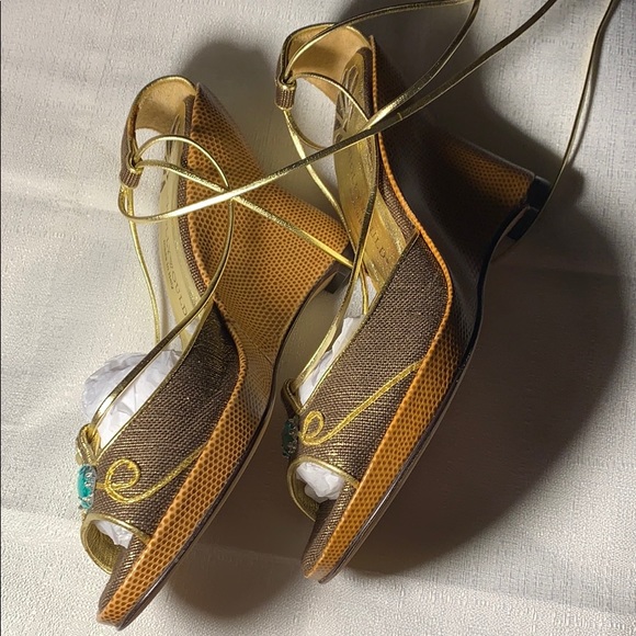 Holly would made in Italy 🇮🇹 - Picture 4 of 6